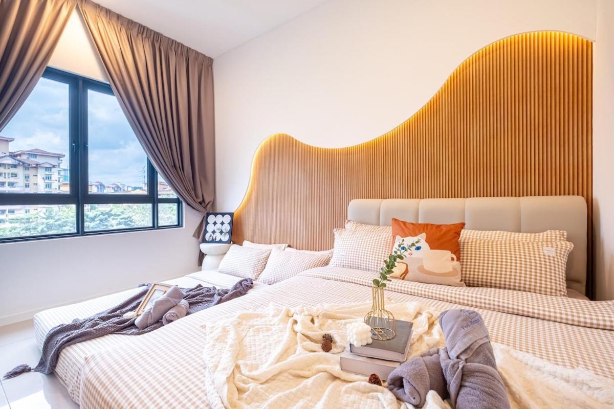 Kids Friendly At Riana Dutamas Apartemen
