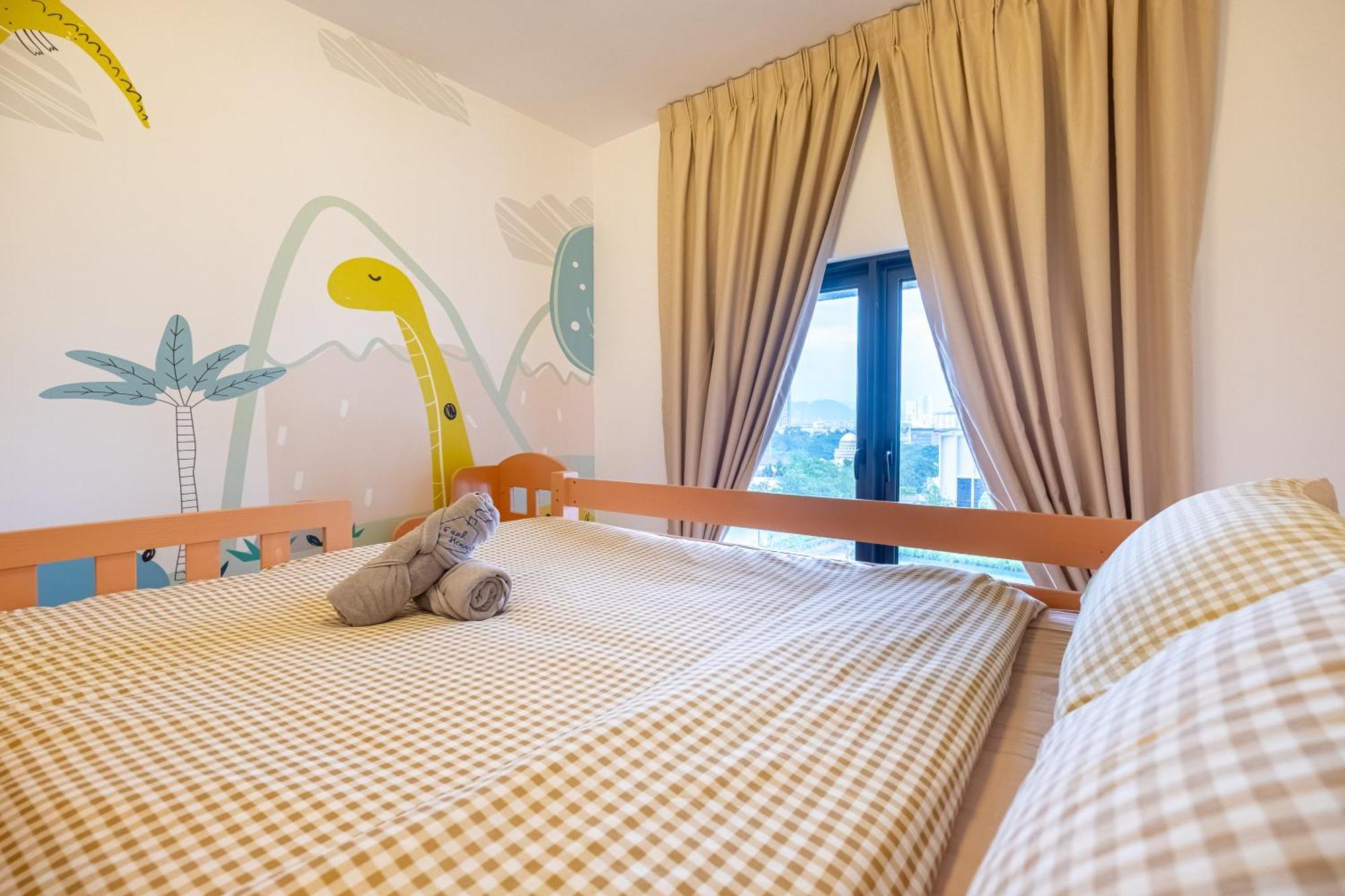 Kids Friendly At Riana Dutamas Pangsapuri *