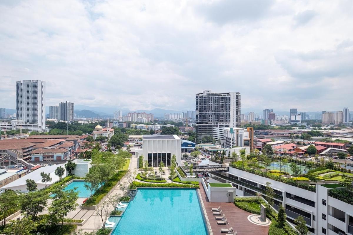 Pangsapuri Kids Friendly At Riana Dutamas